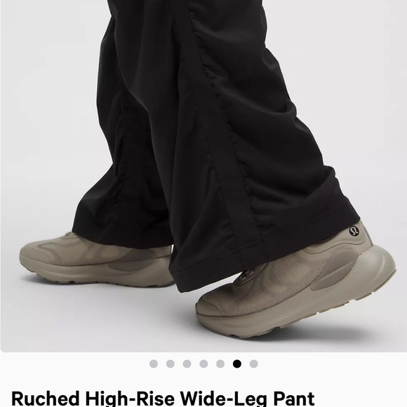 Lululemon Ruched High Rise Wide Leg Pant - EUC - Picture 6 of 10
